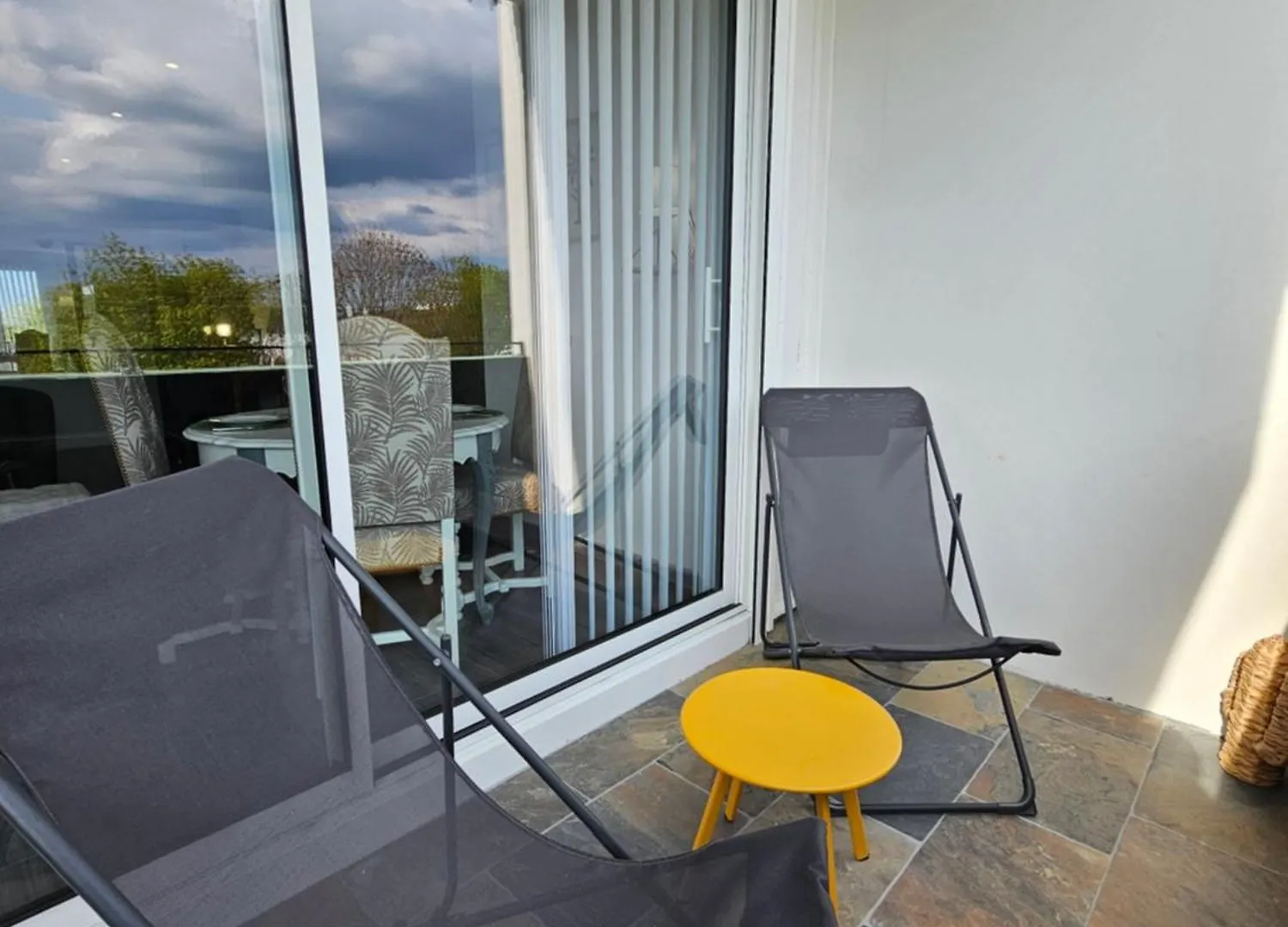Le Cocoon Chic Grand Appartement Familial Classe Gites De France Et Meuble 3 Etoiles 洛里昂
